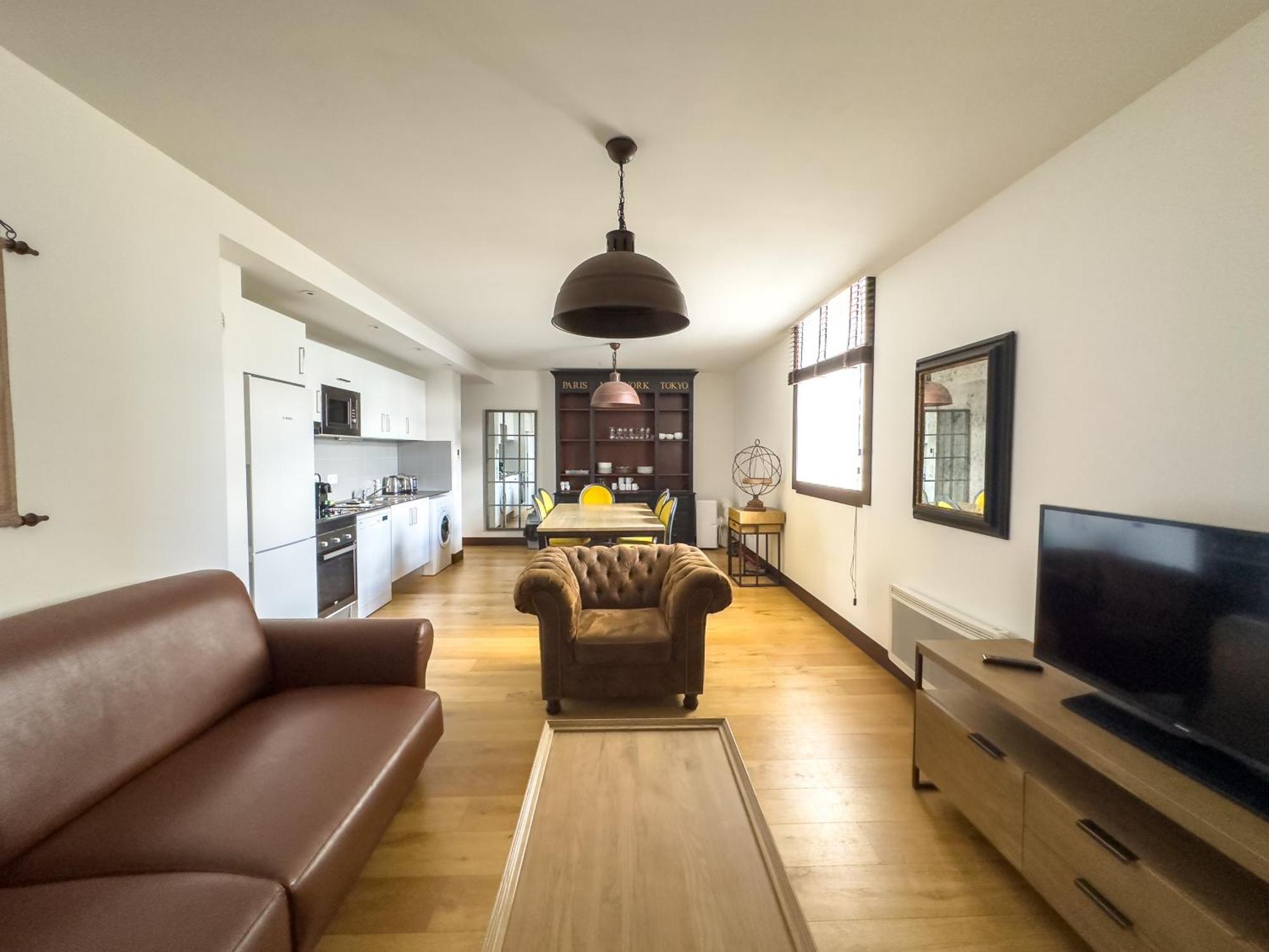 De L'arsenal Royal - Meubles De Tourisme Apartment *